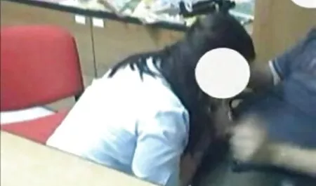 Cô gái tóc nâu mạnh dạn tuyên bố với người đàn ông mà họ muốn làm không che nhật bản tình