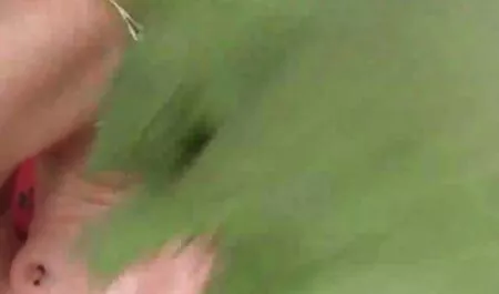 Da đen, bước đầu phim sex khong che nhat tiên trong khiêu dâm sự nghiệp.