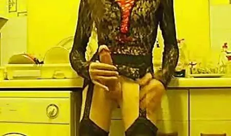 Tuyệt gái tóc vàng với massage nhat ban khong che một giả